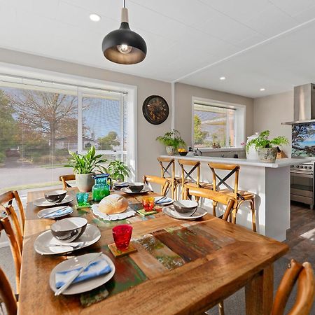 Leave Of Absence - Christchurch Holiday Home Eksteriør bilde