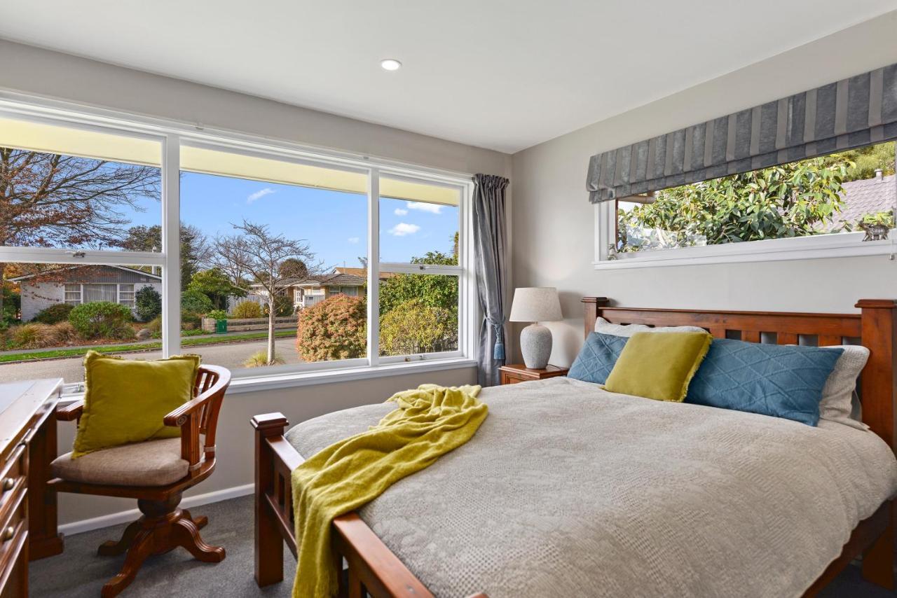 Leave Of Absence - Christchurch Holiday Home Eksteriør bilde